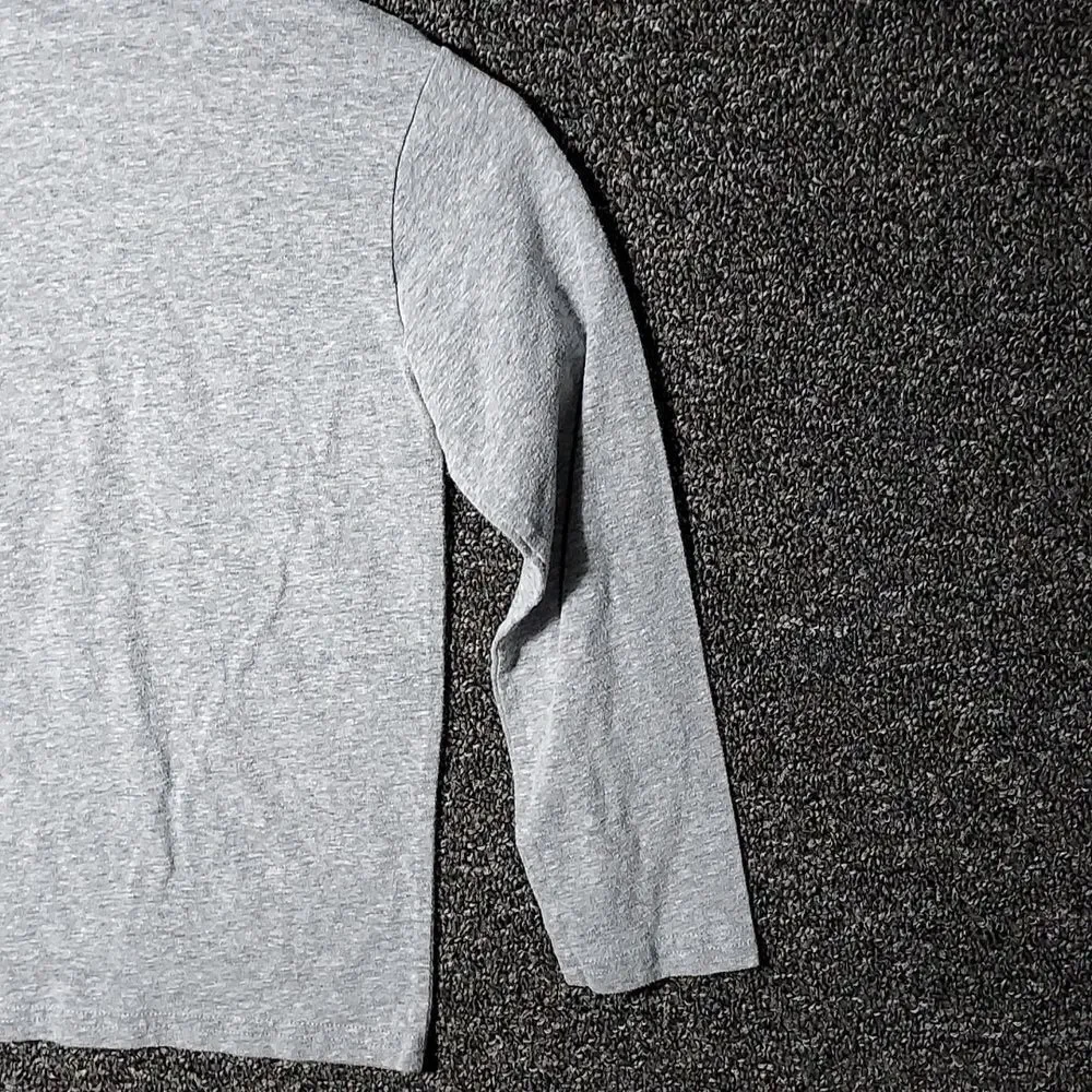 The Children's Place Gray Long Sleeve Tee Shirt T-Shirt Size Small 5/6